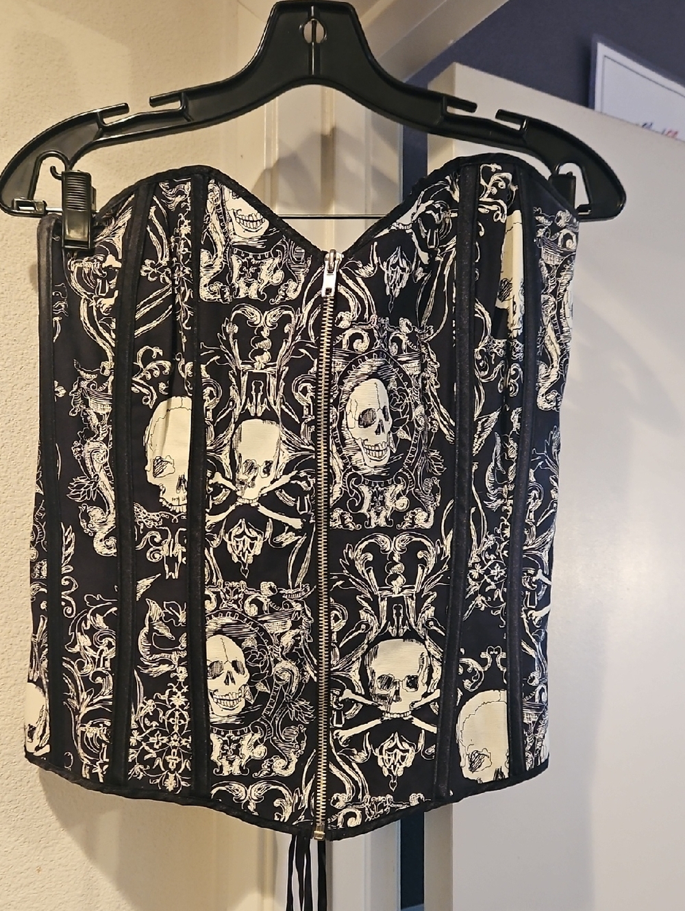Intimate Attitudes Black Corset Top with White Skull Print